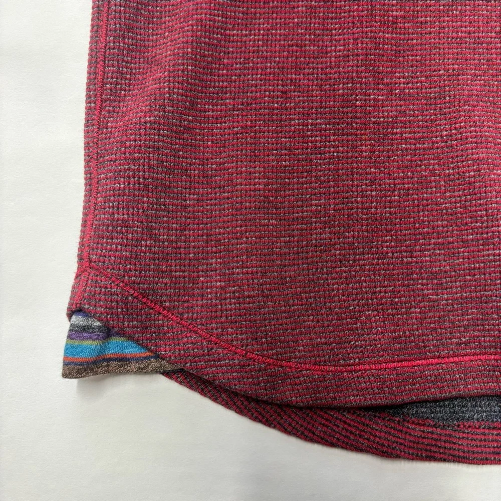 Robert Graham Quarter Zip Sweater Maroon Medium